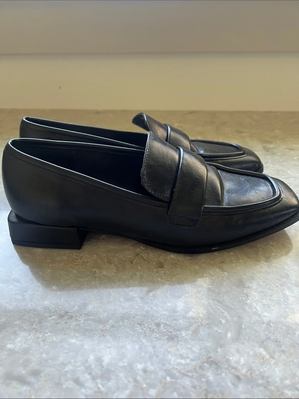 Steve Madden Black Leather Square-Toe Loafers